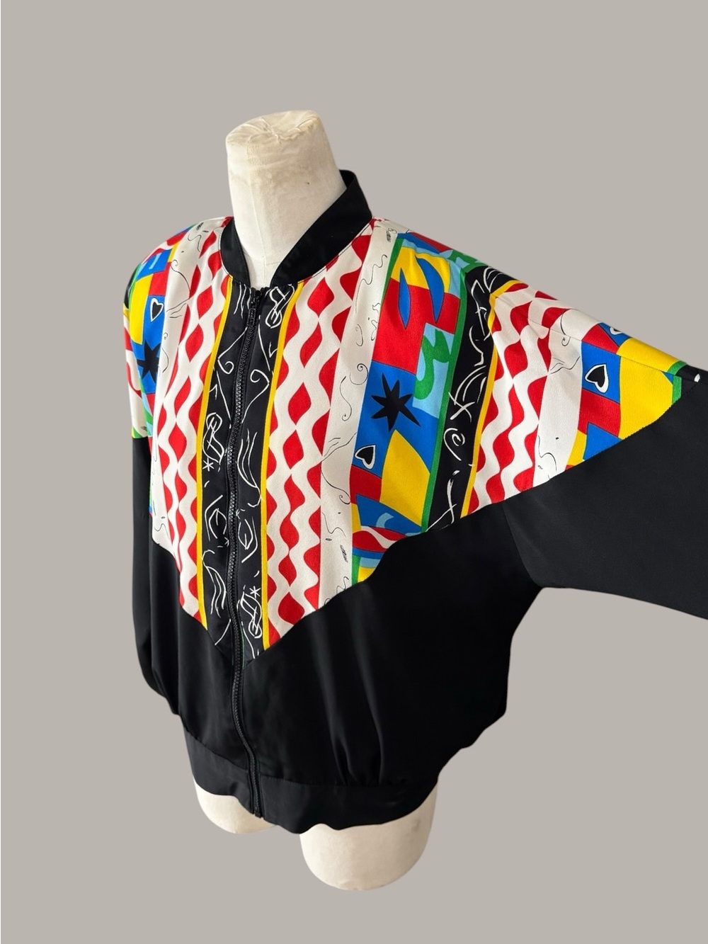 Colorblock Printed Black Bomber Jacket - Picture 3 of 9